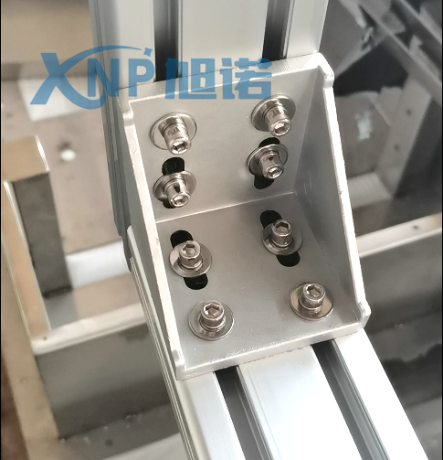 组装黄瓜视频污污污下载框架是使用角槽好还是角件好？