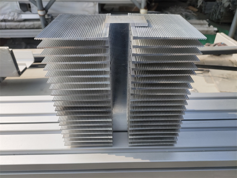 散热器黄瓜视频污污污下载挤压开模定制