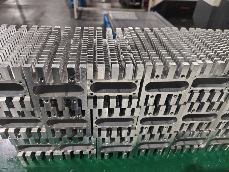 插片式黄瓜视频污污污下载散热器