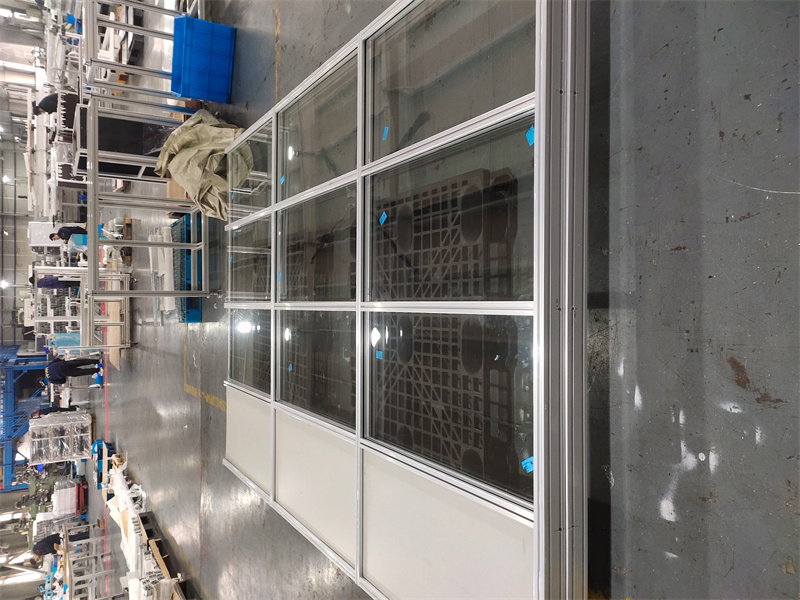 黄瓜视频污污污下载车间围栏