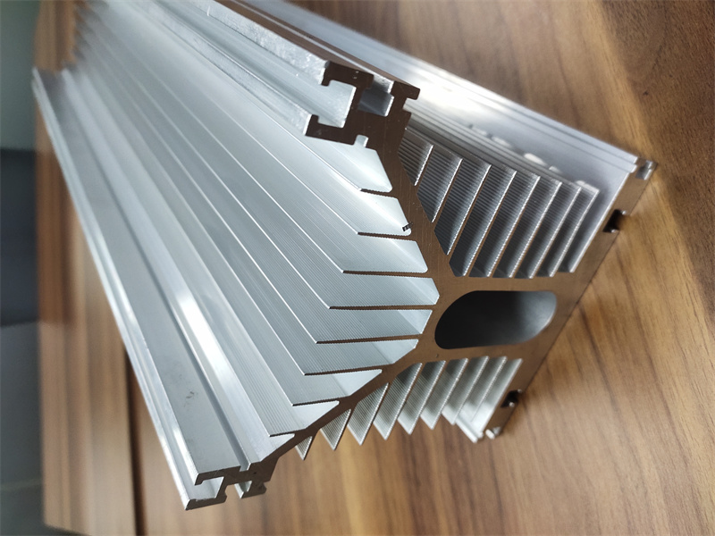 散热片黄瓜视频污污污下载外壳