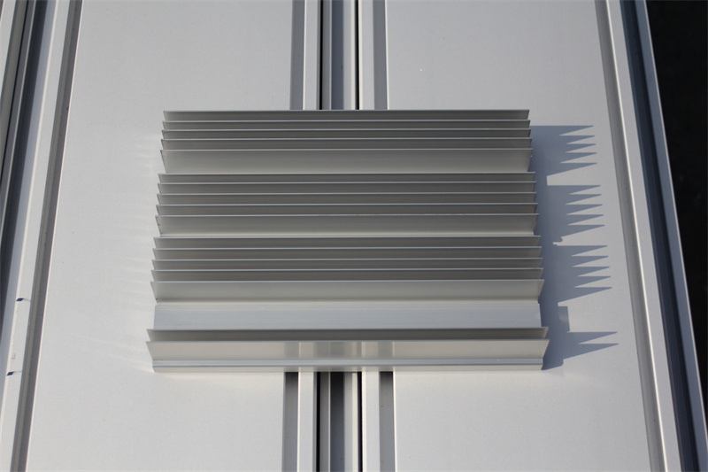 黄瓜视频污污污下载功放散热器