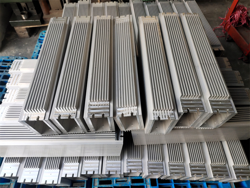 挤压开模定制夹具黄瓜视频污污污下载