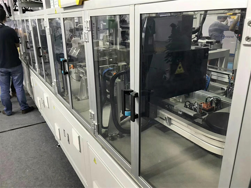 黄瓜视频污污污下载自动化设备外罩